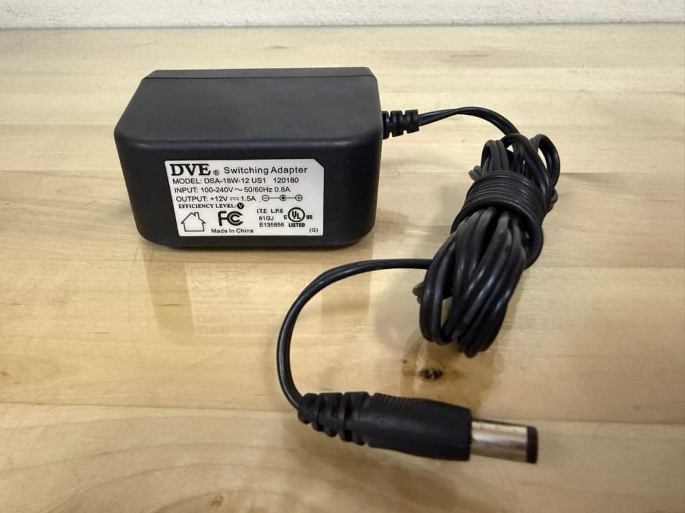 Imagen de CARGADOR BALKRAN P/ENERGIZADOR B4500 A B6000